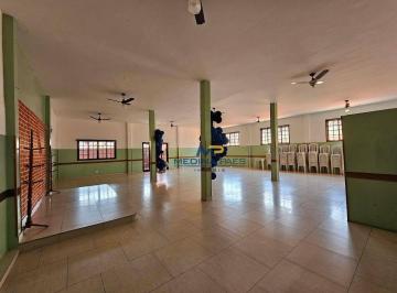 Comercial · 215m² · Salão em Laranjal, São Gonçalo/RJ de 215m² à venda por R$ 350.000,00
