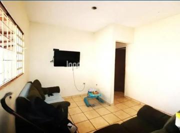 Excelente oportunidade para quem busca moradia com potencial comercial ou invest · Casa em Jardim Maria Celina, Londrina/PR de 110m² 3 quartos à venda por R$ 360.000,00