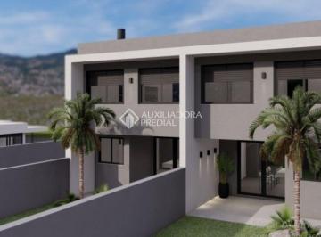 Casa · 135m² · 3 Quartos · 2 Vagas · Lindas e novas 3 dormitórios com Suite !