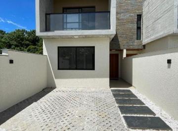 Casa · 110m² · 2 Quartos · 2 Vagas · Casa em São João do Rio Vermelho, Florianópolis/SC de 110m² 2 quartos à venda por R$ 720.000,00