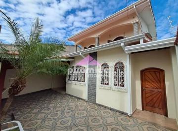 Casa · 213m² · 5 Quartos · 4 Vagas · Casa em Jardim Ismênia, São José dos Campos/SP de 213m² 5 quartos à venda por R$ 700.000,00