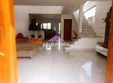 Casa · 211m² · 4 Quartos · 3 Vagas · Casa em Jardim Bela Vista, São José dos Campos/SP de 211m² 4 quartos à venda por R$ 700.000,00
