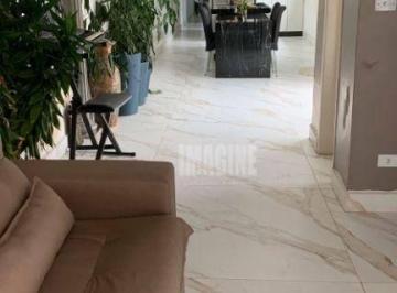 Casa · 250m² · 3 Quartos · 2 Vagas · Casa em Burgo Paulista, São Paulo/SP de 250m² 3 quartos à venda por R$ 620.000,00