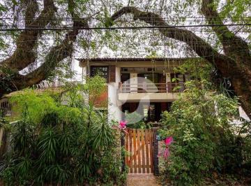 Casa · 266m² · 3 Quartos · 4 Vagas · Casa em Mata Paca, Niterói/RJ de 266m² 3 quartos à venda por R$ 745.000,00