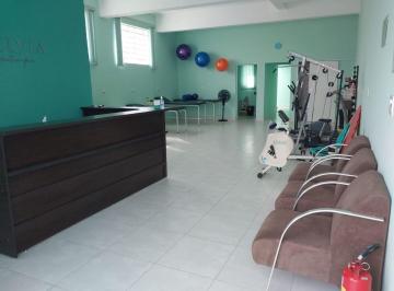 Casa · 304m² · 4 Quartos · 6 Vagas · Casa em Rio Acima, Votorantim/SP de 304m² 4 quartos à venda por R$ 740.000,00