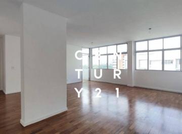 Apartamento · 211m² · 5 Quartos · 2 Vagas · Apartamento em Itaim Bibi, São Paulo/SP de 211m² 5 quartos à venda por R$ 4.300.000,00 ou para locaç