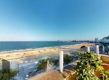 Apartamento · 165m² · 3 Quartos · Cobertura em Copacabana, Rio de Janeiro/RJ de 165m² 3 quartos à venda por R$ 7.000.000,00