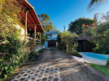 Casa · 220m² · 4 Quartos · 2 Vagas · Casa em Sambaqui, Florianópolis/SC de 220m² 4 quartos à venda por R$ 2.500.000,00