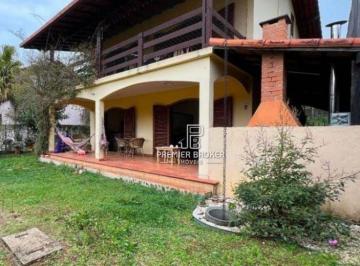 Casa · 250m² · 3 Quartos · 3 Vagas · Casa em Panorama, Teresópolis/RJ de 250m² 3 quartos à venda por R$ 750.000,00