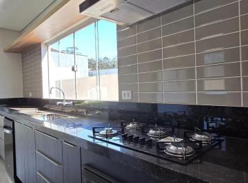 Casa 369m² Venda Vivendas do Arvoredo · Casa em Vivendas do Arvoredo, Londrina/PR de 178m² 3 quartos à venda por R$ 2.990.000,00
