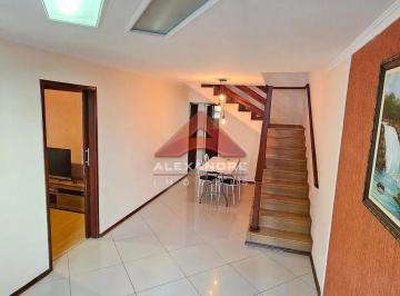 Casa · 180m² · 6 Quartos · 3 Vagas · Casa em Jardim das Flores, São José dos Campos/SP de 180m² 6 quartos à venda por R$ 700.000,00