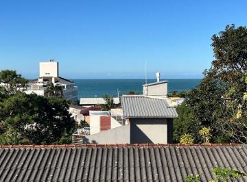 Casa · 230m² · 4 Quartos · 3 Vagas · Casa em Morro das Pedras, Florianópolis/SC de 230m² 4 quartos à venda por R$ 2.500.000,00