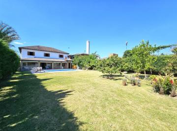 Casa · 580m² · 4 Quartos · 6 Vagas · Casa em Residencial Euroville, Carapicuíba/SP de 580m² 4 quartos à venda por R$ 2.600.000,00
