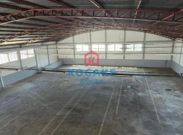 Comercial · 749m² · 5 Vagas · Galpão em Chácaras Reunidas, São José dos Campos/SP de 749m² à venda por R$ 3.700.000,00 ou para loc