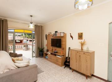 b6cf3b8b-a7e6-4db2-bc1f-2268a3d303e9 · Agradável sobrado para venda em São Domingos com 3 quartos, sendo 1 suíte, 164m²