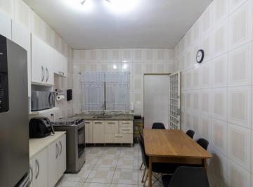 c19154bc-e50f-4b35-8a3a-34998150a536 · Imperdível casa para venda em Jardim Maristela com 2 quartos, 52m²