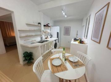 Apartamento · 58m² · 2 Quartos · Apartamento em Centro, Florianópolis/SC de 58m² 2 quartos à venda por R$ 450.000,00