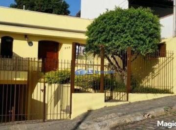 Casa · 156m² · 3 Quartos · 3 Vagas · Casa em Centro, Jacareí/SP de 156m² 3 quartos à venda por R$ 530.000,00