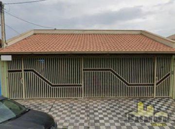 Casa · 250m² · 4 Quartos · 3 Vagas · Casa em São João, Jacareí/SP de 0m² 4 quartos à venda por R$ 500.000,00