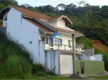 Casa · 400m² · 4 Quartos · 3 Vagas · Sobrado em Jardim Califórnia, Caraguatatuba/SP de 400m² 4 quartos à venda por R$ 500.000,00