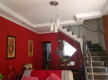 Casa · 200m² · 4 Quartos · 8 Vagas · Casa em Jardim Valéria, Guarulhos/SP de 200m² 4 quartos à venda por R$ 1.150.000,00