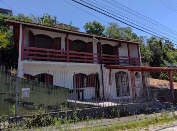 Casa · 130m² · 3 Quartos · 1 Vaga · Casa em Trindade, Florianópolis/SC de 130m² 3 quartos à venda por R$ 842.000,00