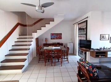 Apartamento · 137m² · 4 Quartos · 2 Vagas · Apartamento em Ingleses do Rio Vermelho, Florianópolis/SC de 137m² 4 quartos à venda por R$ 1.100.00