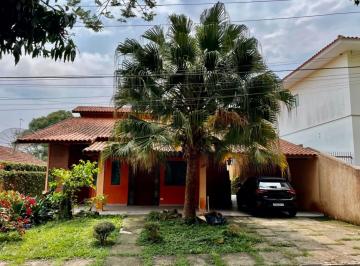 Casa · 211m² · 3 Quartos · 4 Vagas · Casa em Transurb, Itapevi/SP de 211m² 3 quartos à venda por R$ 950.000,00