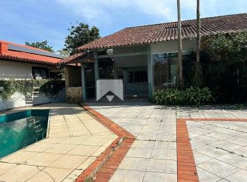 Casa · 350m² · 5 Quartos · 4 Vagas · Casa em Mata Paca, Niterói/RJ de 350m² 5 quartos à venda por R$ 1.150.000,00