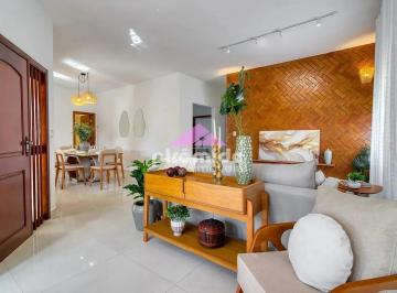 Casa · 358m² · 7 Quartos · 5 Vagas · Sobrado em Jardim Santa Maria, Jacareí/SP de 358m² 7 quartos à venda por R$ 1.130.000,00