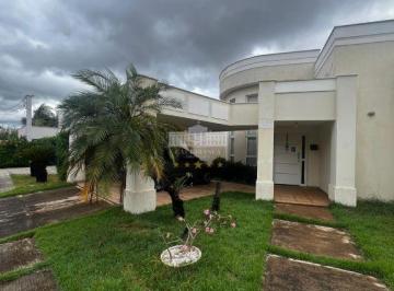 Casa · 249m² · 3 Quartos · 2 Vagas · Casa em Aeroporto, Araçatuba/SP de 249m² 3 quartos à venda por R$ 1.150.000,00