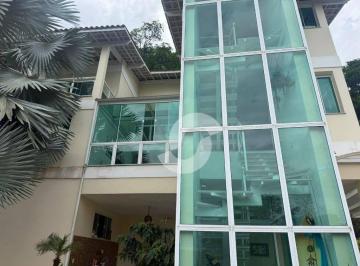 Casa · 325m² · 4 Quartos · 2 Vagas · Casa em Itaipu, Niterói/RJ de 325m² 4 quartos à venda por R$ 1.500.000,00