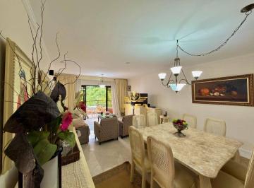 Apartamento · 189m² · 3 Quartos · 2 Vagas · Apartamento em Barra Funda, Guarujá/SP de 189m² 3 quartos à venda por R$ 840.000,00