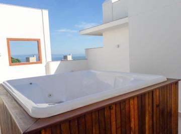 Apartamento · 156m² · 3 Quartos · 2 Vagas · Cobertura em Agronômica, Florianópolis/SC de 156m² 3 quartos à venda por R$ 2.098.000,00