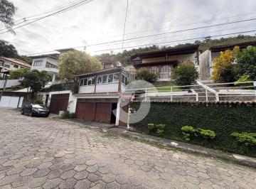 Casa · 237m² · 3 Quartos · 2 Vagas · Casa em São Francisco, Niterói/RJ de 237m² 3 quartos à venda por R$ 1.300.000,00