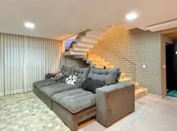 Casa · 216m² · 3 Quartos · 2 Vagas · Casa em Esperança, Londrina/PR de 216m² 3 quartos à venda por R$ 2.250.000,00