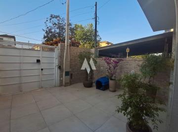 Casa · 134m² · 3 Quartos · 2 Vagas · Sobrado em Embaré, Santos/SP de 134m² 3 quartos à venda por R$ 925.000,00