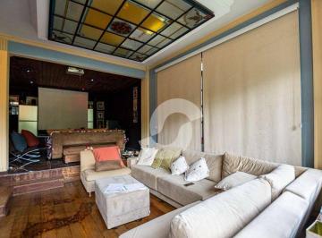 Casa · 463m² · 5 Quartos · 2 Vagas · Casa em São Francisco, Niterói/RJ de 463m² 5 quartos à venda por R$ 1.999.000,00