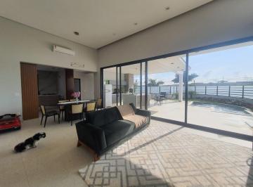 Casa · 242m² · 3 Quartos · 4 Vagas · Casa em Parque Brasil 500, Paulínia/SP de 242m² 3 quartos à venda por R$ 2.100.000,00