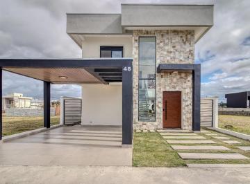 Casa · 230m² · 3 Quartos · 2 Vagas · Casa em Jardim das Flores, São José dos Campos/SP de 230m² 3 quartos à venda por R$ 1.550.000,00