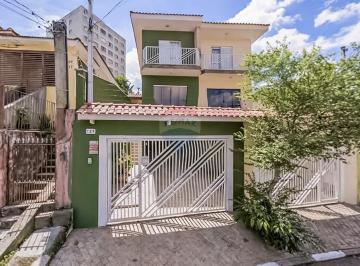 Casa · 227m² · 5 Quartos · 5 Vagas · Sobrado em Cipava, Osasco/SP de 227m² 5 quartos à venda por R$ 1.100.000,00