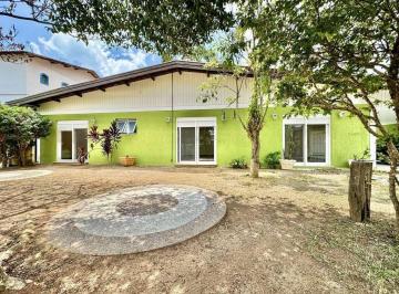 Casa · 444m² · 2 Quartos · Casa em Granja Viana, Cotia/SP de 444m² 2 quartos à venda por R$ 1.800.000,00 ou para locação R$ 15.