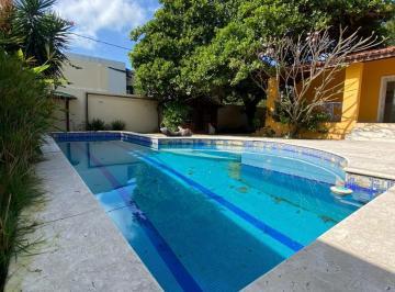 Casa · Casa em Buraquinho, Lauro de Freitas/BA de 0m² à venda por R$ 1.500.000,00