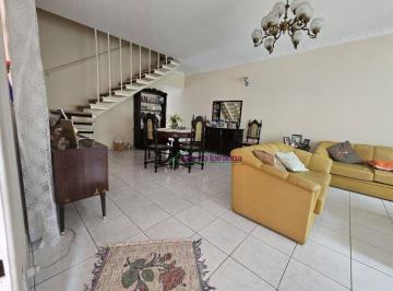 Casa · 140m² · 3 Quartos · 5 Vagas · Sobrado em Mirandópolis, São Paulo/SP de 140m² 3 quartos à venda por R$ 1.600.000,00