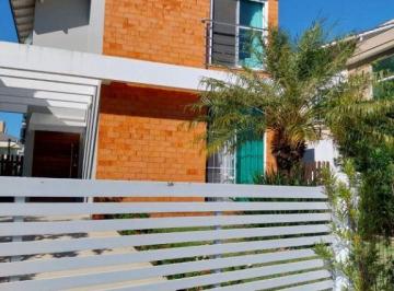 Casa · 174m² · 4 Quartos · 2 Vagas · Casa em Cachoeira do Bom Jesus, Florianópolis/SC de 174m² 4 quartos à venda por R$ 1.900.000,00