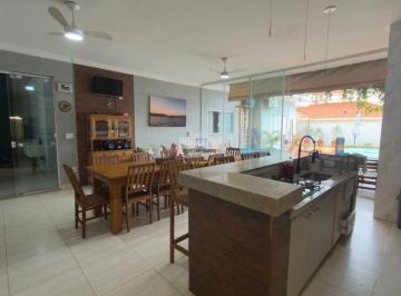 Casa · 225m² · 3 Quartos · 2 Vagas · Casa em Aeroporto, Araçatuba/SP de 225m² 3 quartos à venda por R$ 1.100.000,00