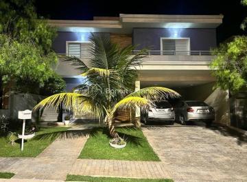 Casa · 240m² · 4 Quartos · 4 Vagas · Casa em Roncáglia, Valinhos/SP de 240m² 4 quartos à venda por R$ 2.075.000,00
