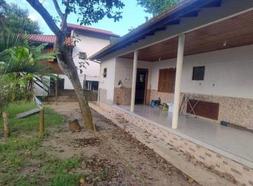 Casa · 100m² · 3 Quartos · 4 Vagas · Casa em Cacupé, Florianópolis/SC de 100m² 3 quartos à venda por R$ 950.000,00