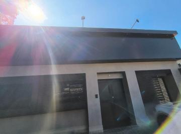 Casa · 200m² · 8 Quartos · 4 Vagas · Casa em Nova Paulínia, Paulínia/SP de 200m² 8 quartos à venda por R$ 1.500.000,00