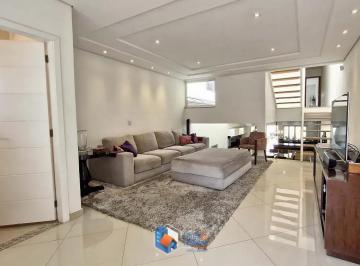 Casa · 324m² · 3 Quartos · 8 Vagas · Sobrado em Vila Mariza Mazzei, São Paulo/SP de 324m² 3 quartos à venda por R$ 1.575.000,00